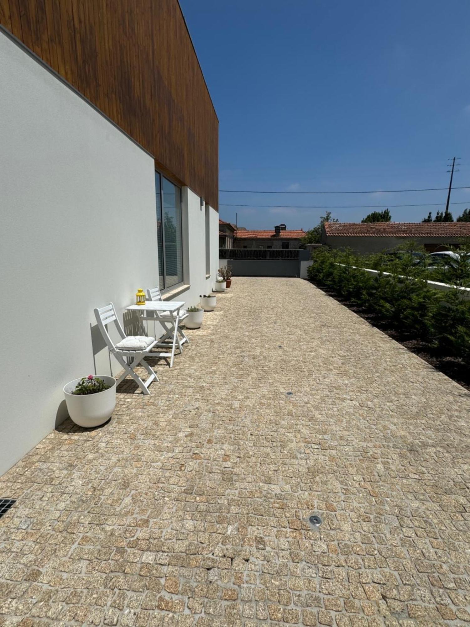 فيلا Modern Barn House In Countryside Murtosa المظهر الخارجي الصورة